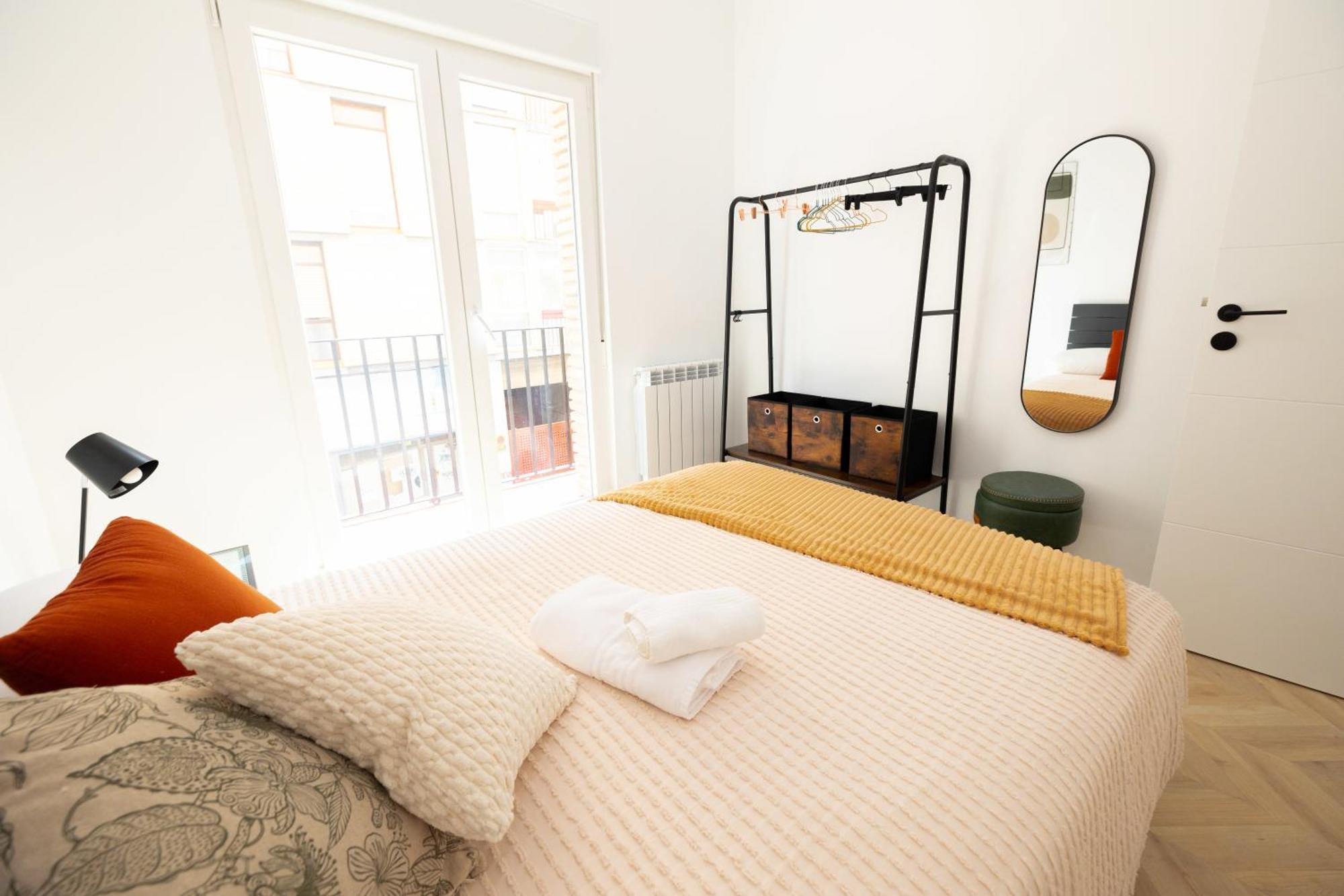 Apartamento Ruata Del Pilar Turistea Zaragoza Exterior foto